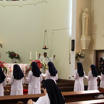 Berkat khusus bagi Suster yang berkaul